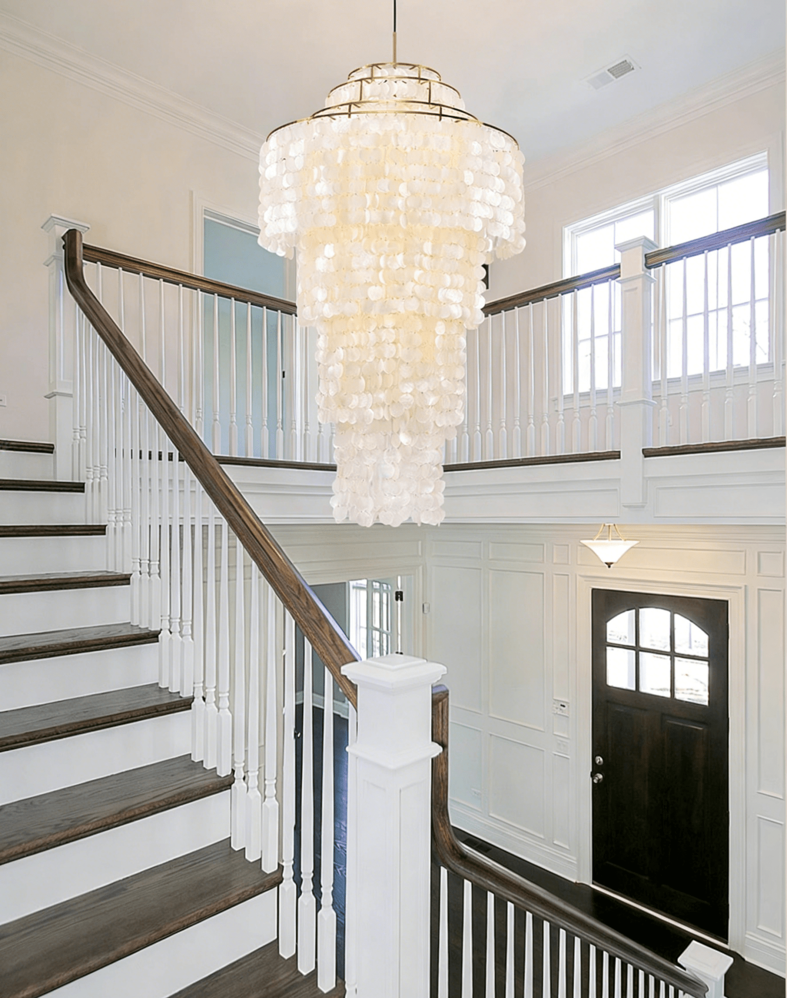Modern Nerida Shell Chandelier product image