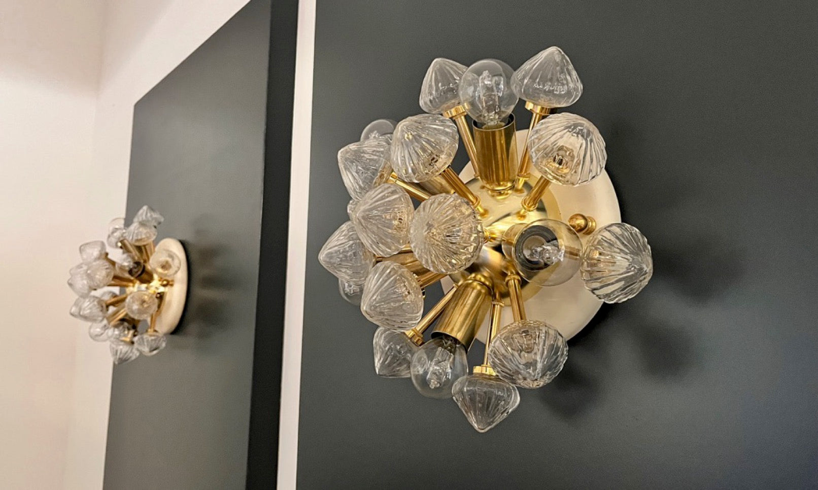 Murano Wall Lamp | 16 Clear White Sputnik | Set of 2