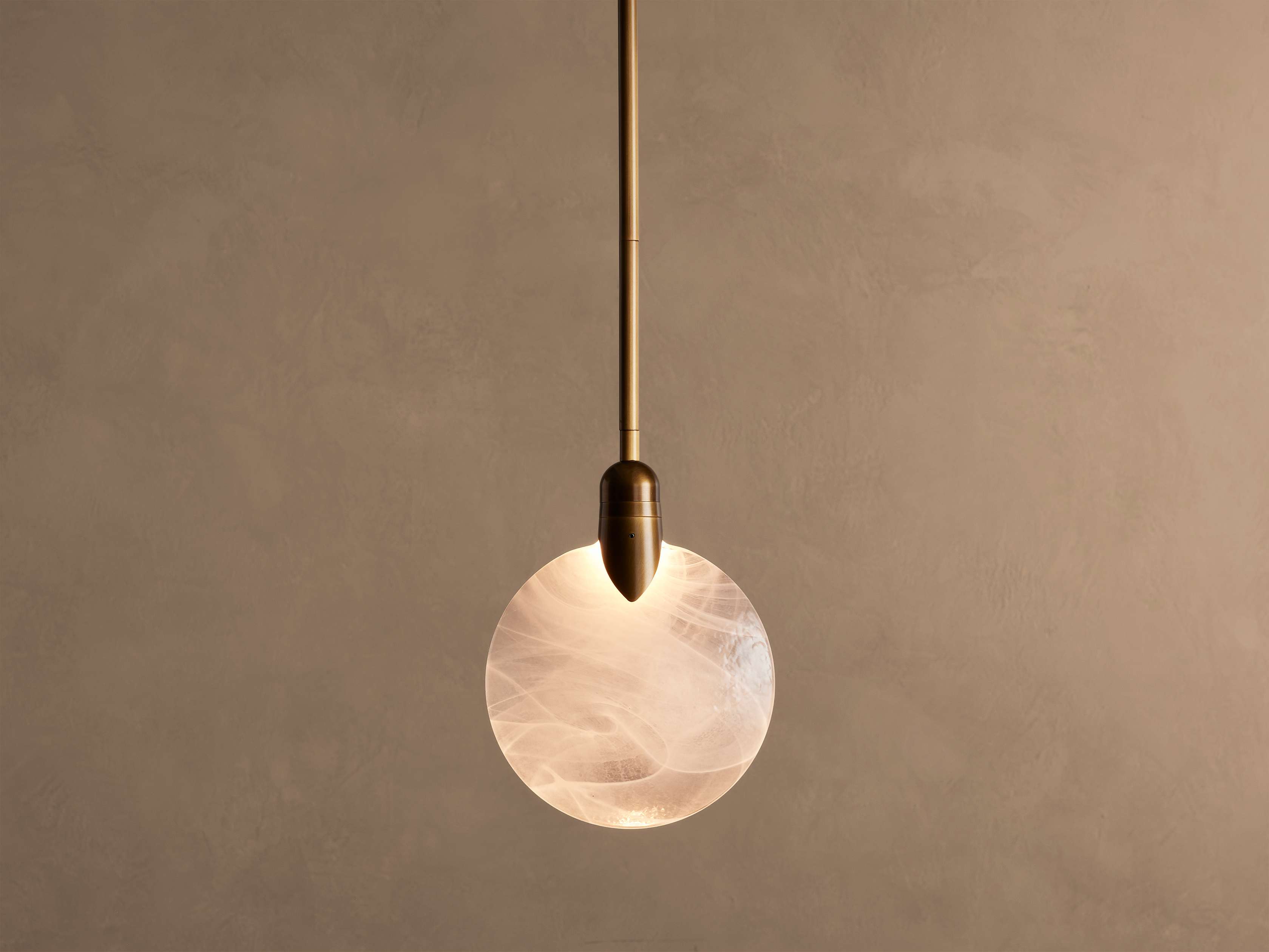 Lyla Single Pendant