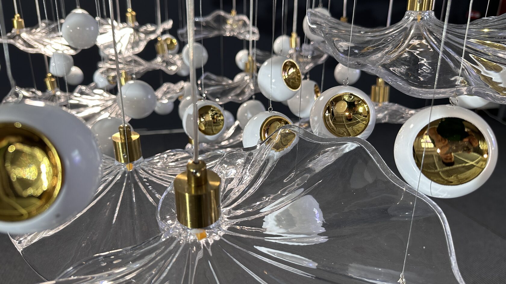 Silver Leaf Pearl Garland Chandelier