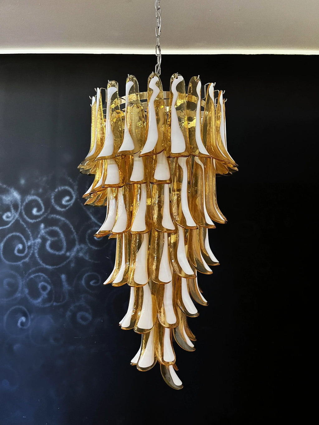 Petals Spiral Murano Amber Chandelier product image