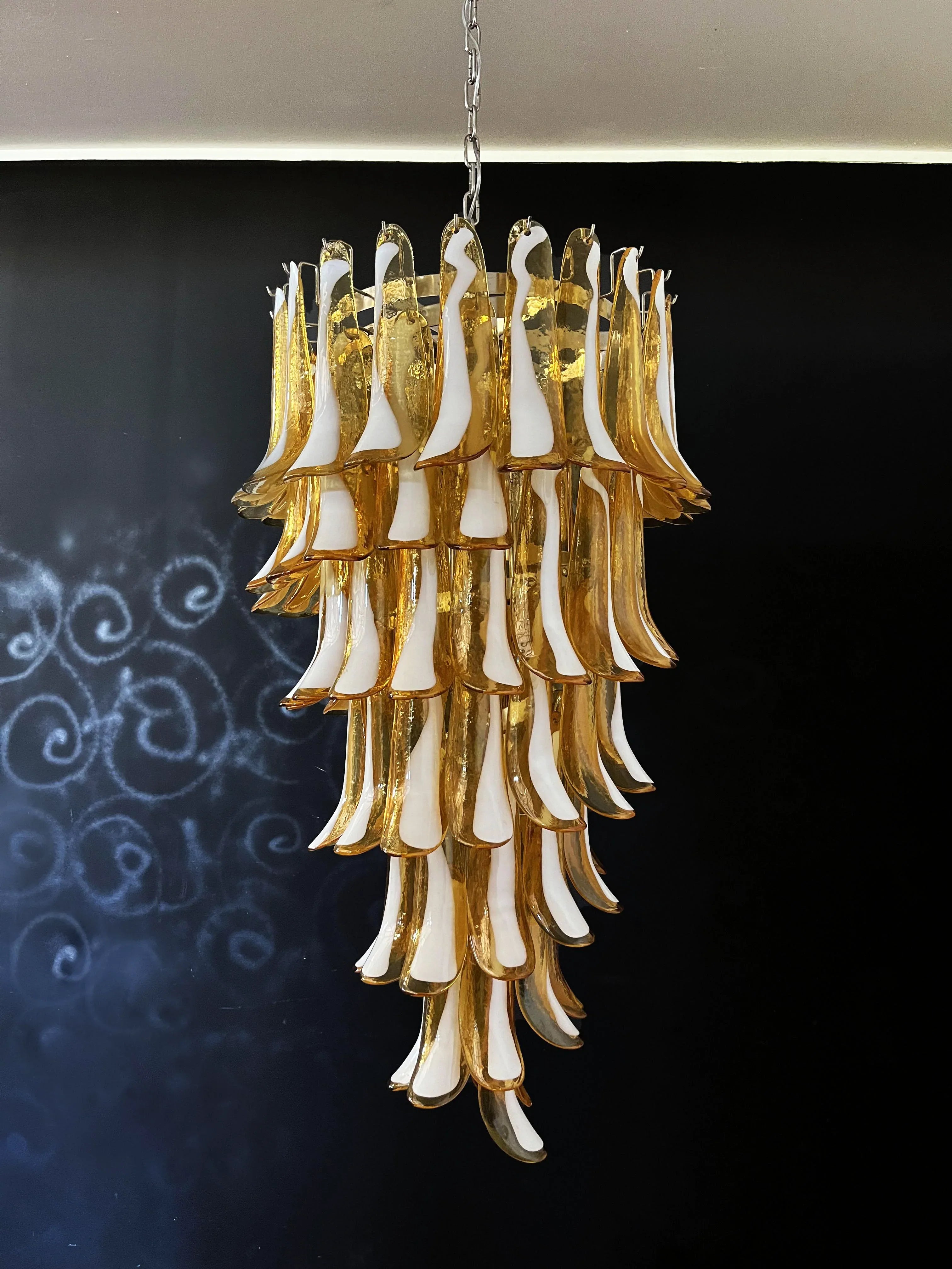 Petals Spiral Murano Amber Chandelier product image