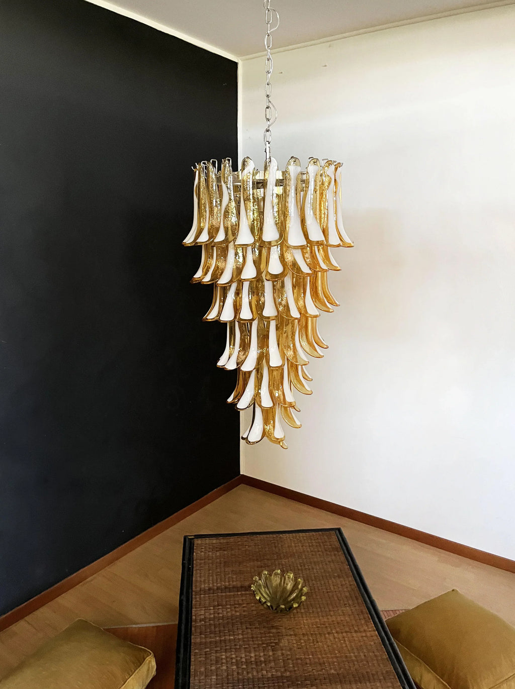 Petals Spiral Murano Amber Chandelier product image