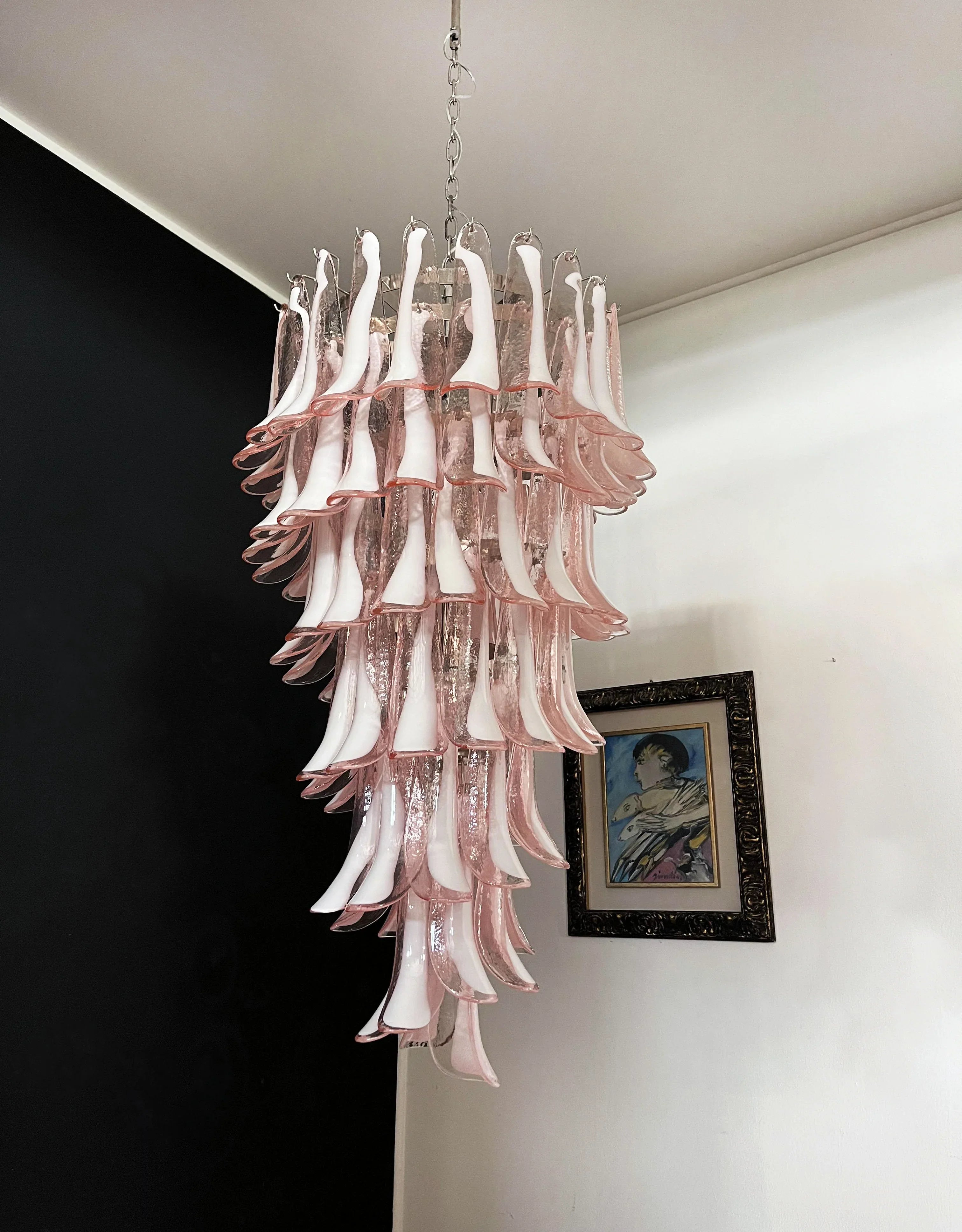 Petals Spiral Murano Pink Chandelier product image