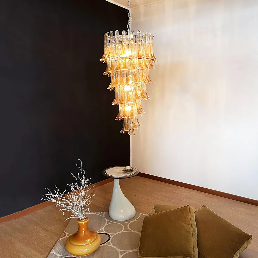 Petals Spiral Murano Transparent Chandelier detail view