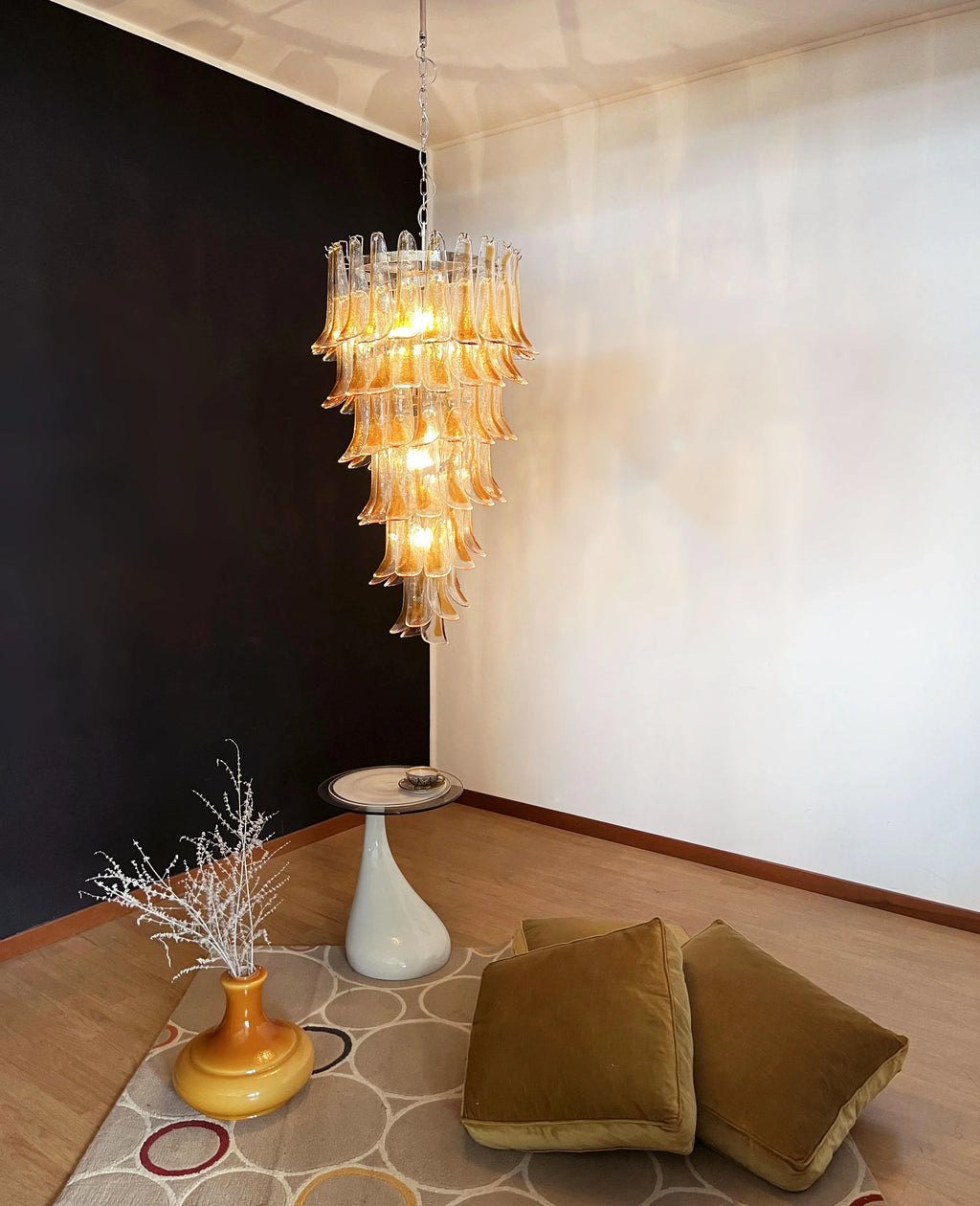 Petals Spiral Murano Transparent Chandelier material and finish detail