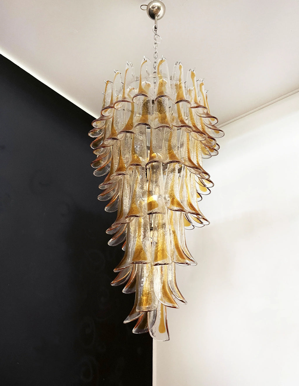 Petals Spiral Murano Transparent Chandelier product image
