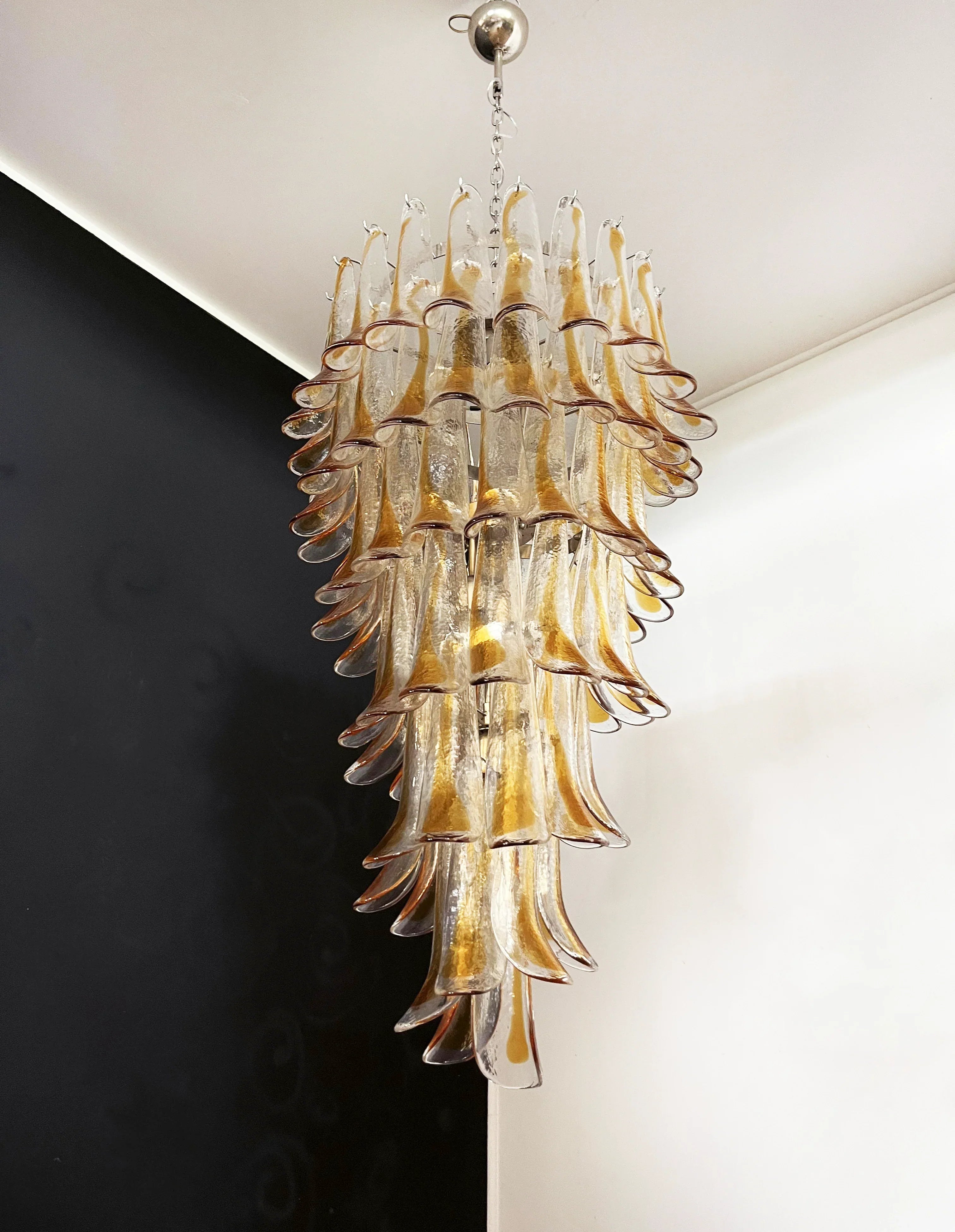 Petals Spiral Murano Transparent Chandelier product image