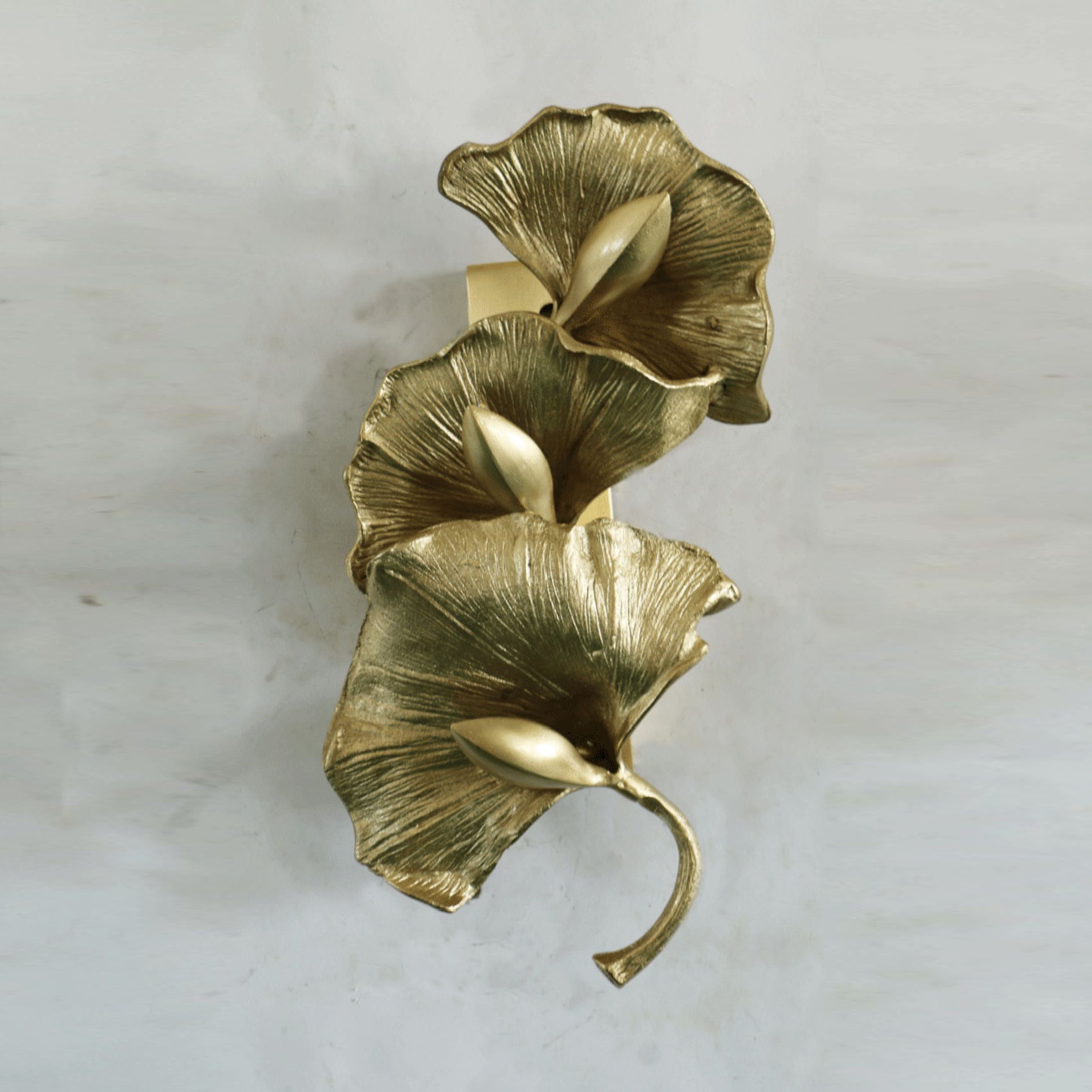 Ginkgo Leaf Branch Wall Lamp product image