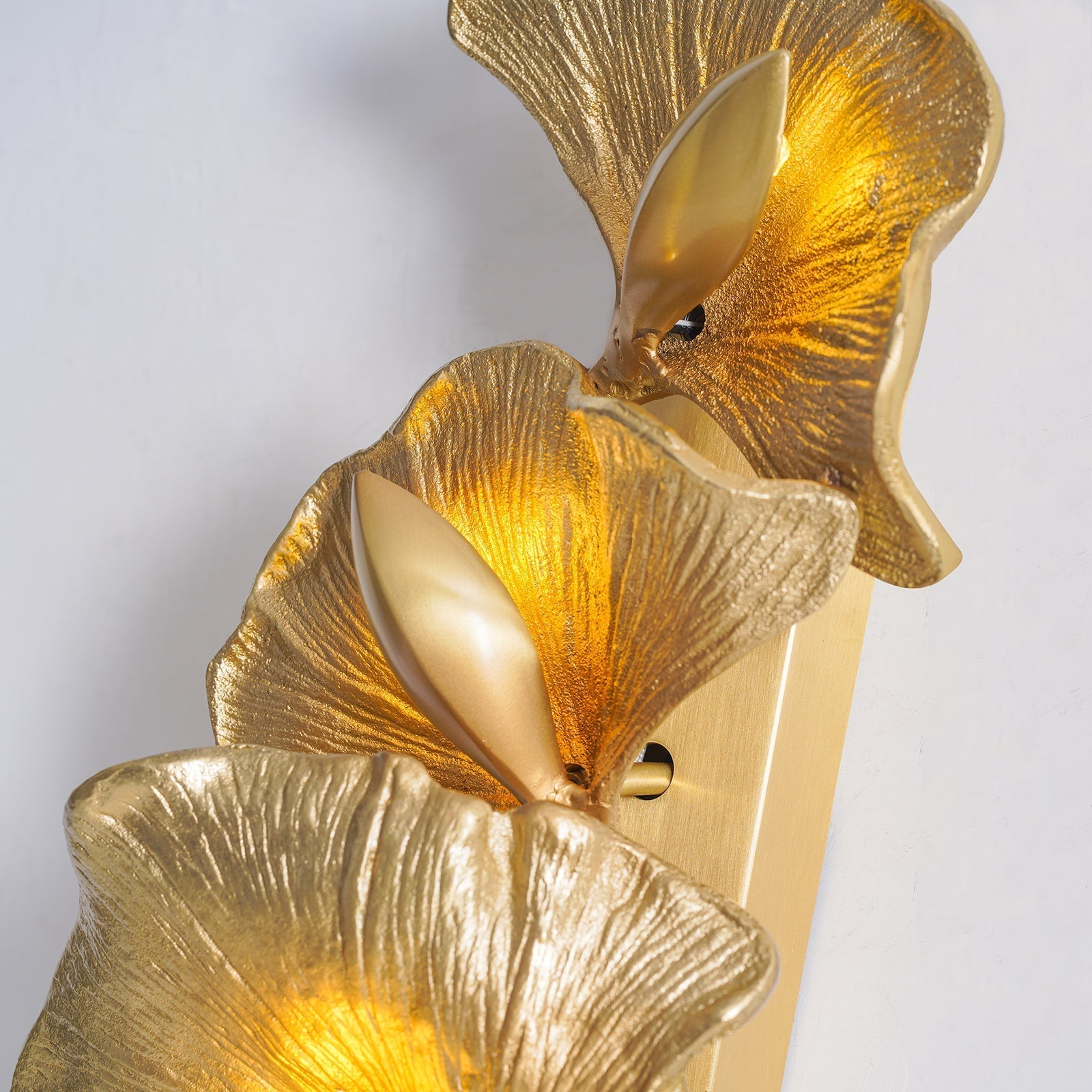 Ginkgo Leaf Branch Wall Lamp product image