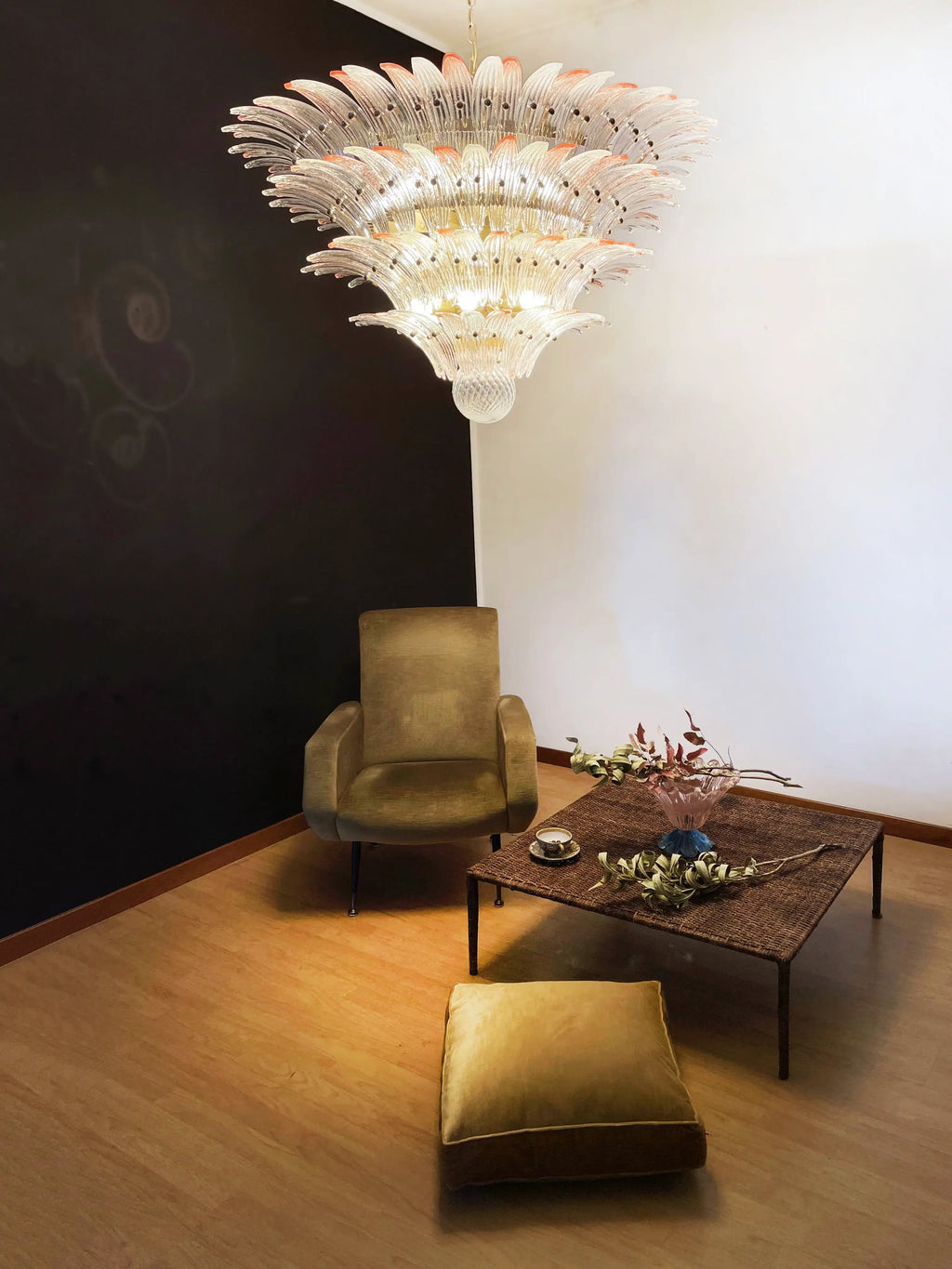 Murano Palmette Pink Trasparent Chandelier material and finish detail