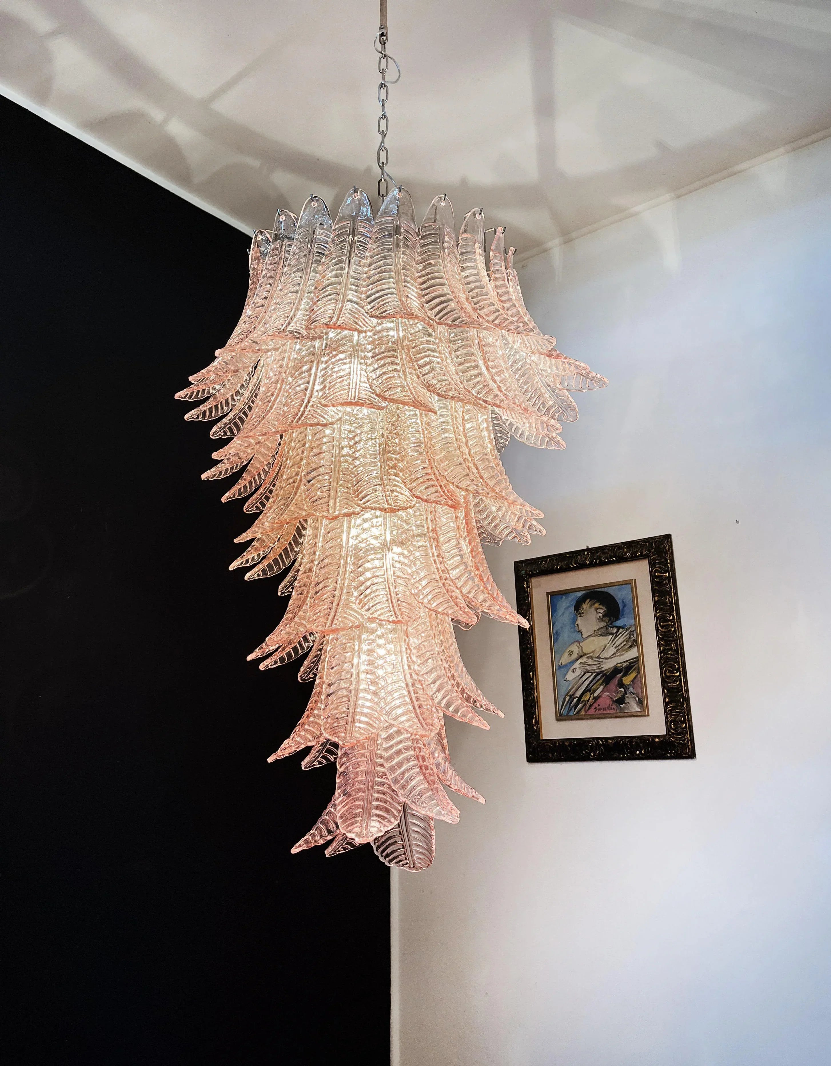 Murano Pink Felch Spiral Chandelier product image
