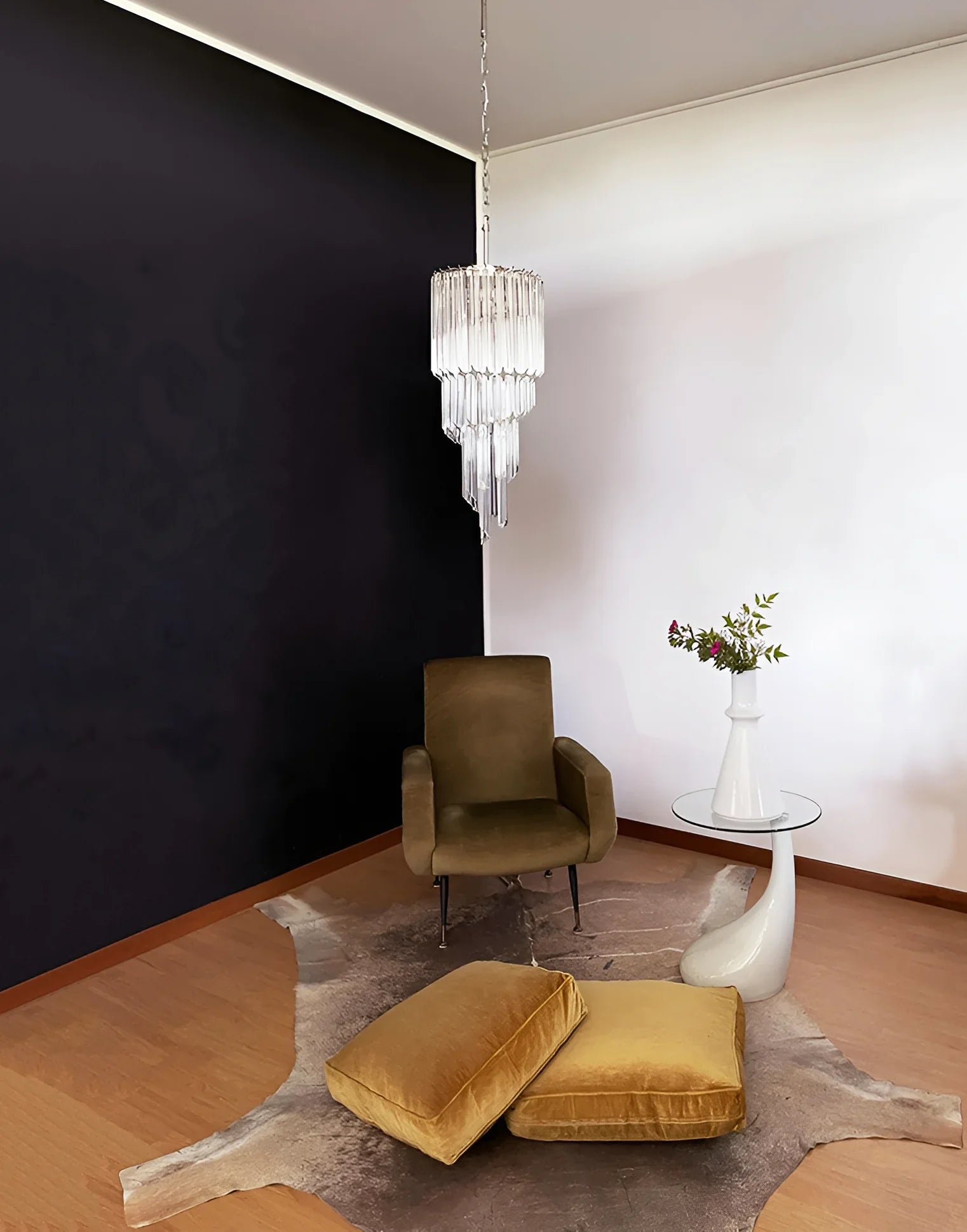Murano Spiral Prisms Transparent Chandelier material and finish detail