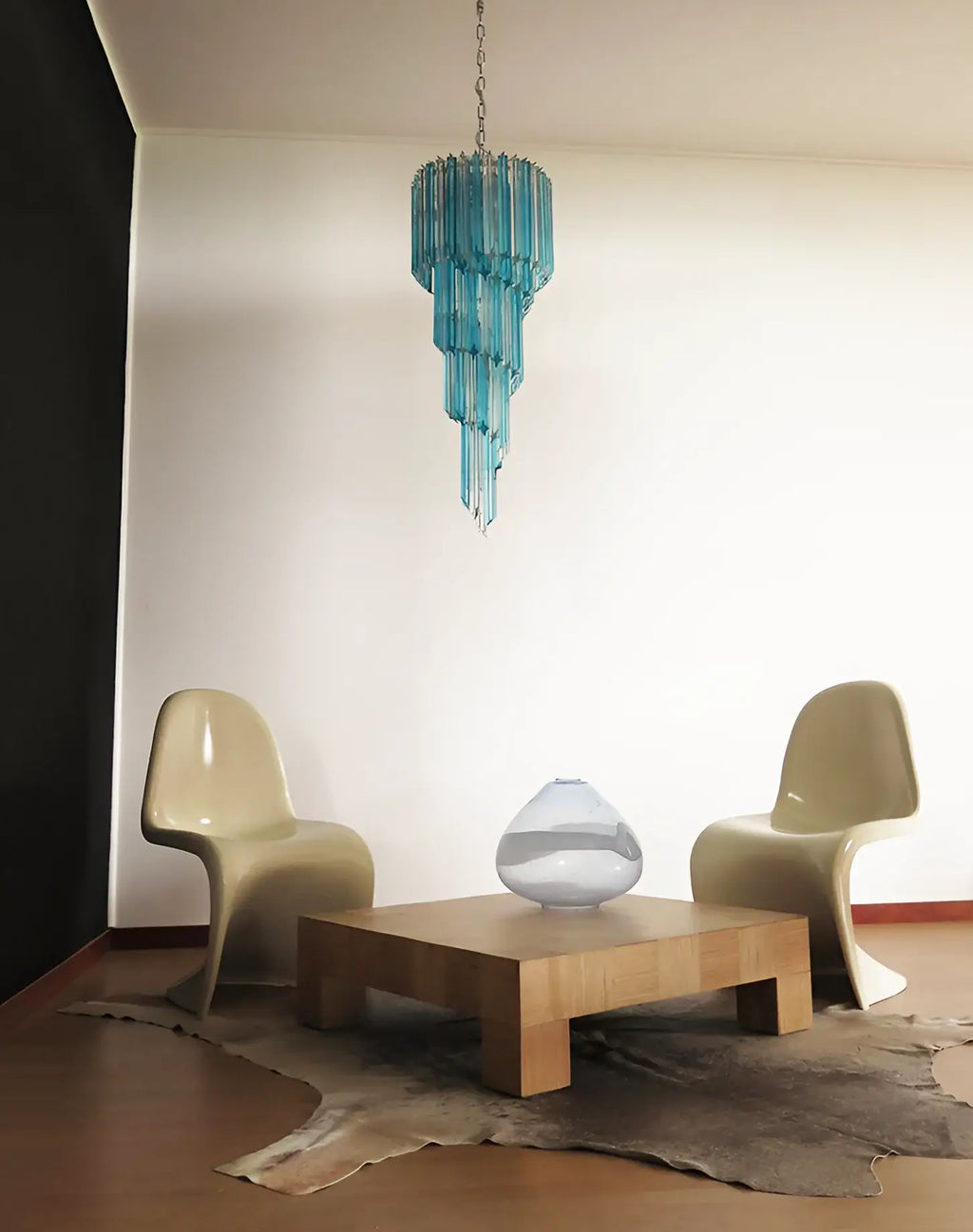 Murano Spiral Transparent Blue Prism Glass Chandelier material and finish detail