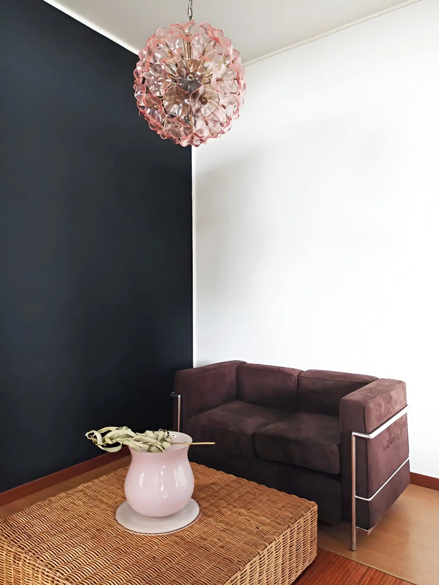 Murano Sputnik Poppy Pink Chandelier material and finish detail