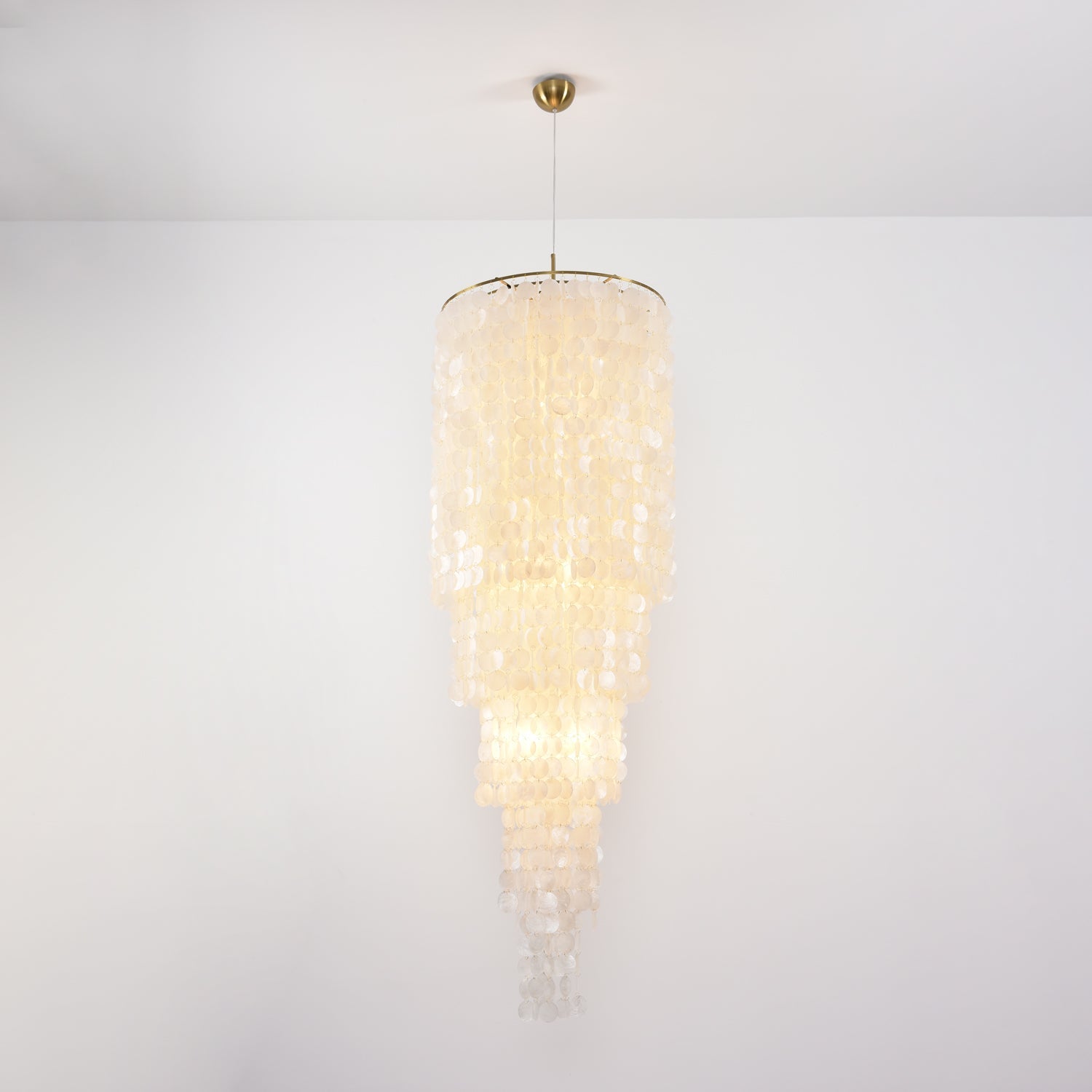 Modern Nerida Shell Chandelier product image