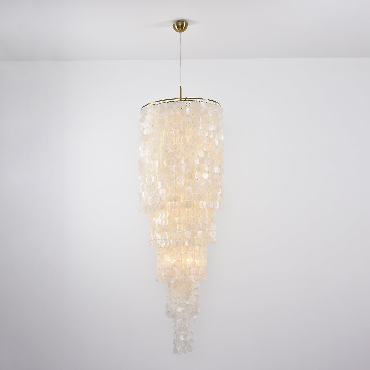 Modern Nerida Shell Chandelier product image