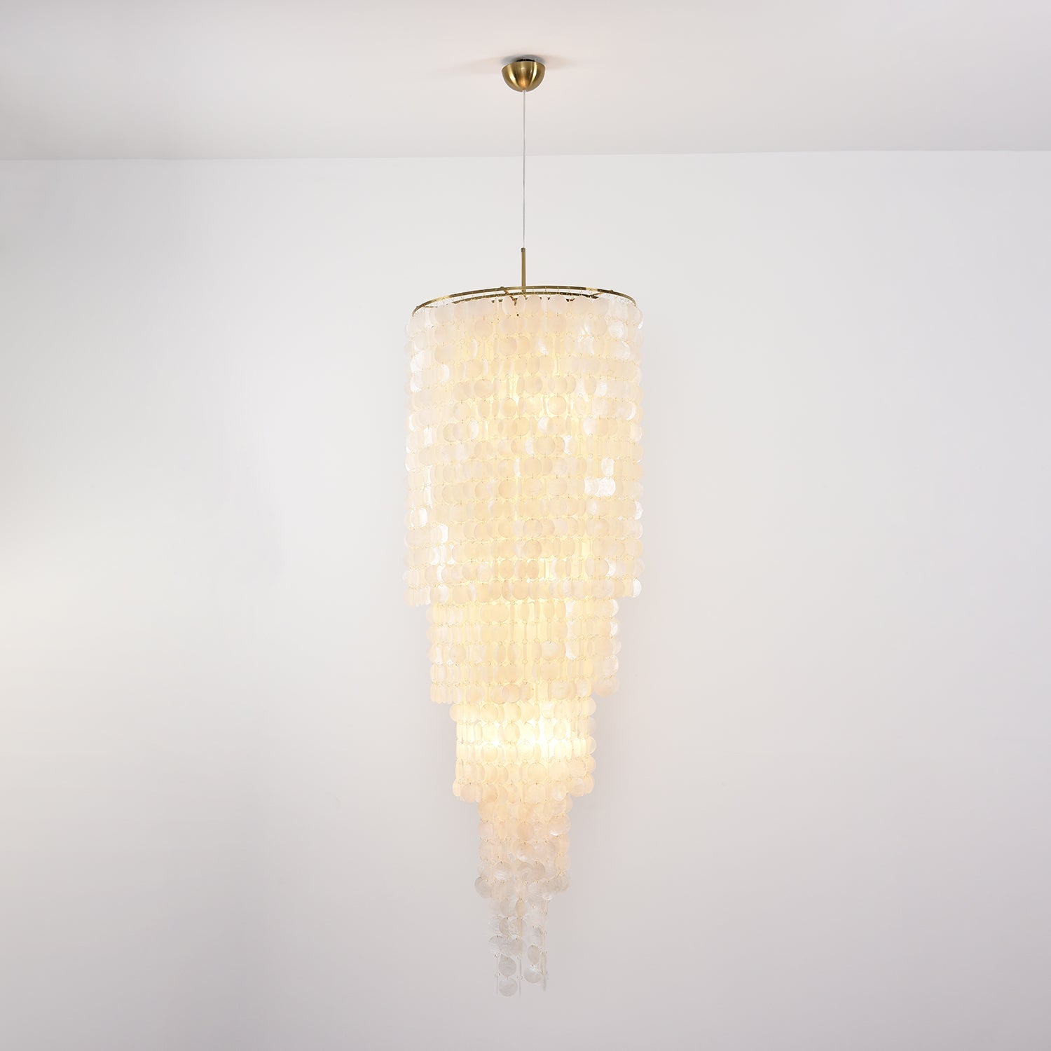 Modern Nerida Shell Chandelier product image