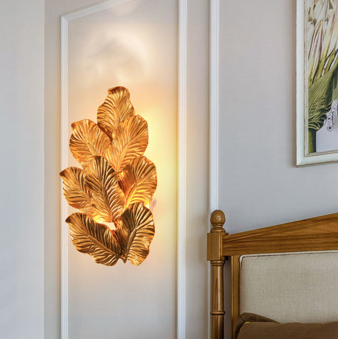 Pathleaf Heap Branch Wall Lamp material and finish detail