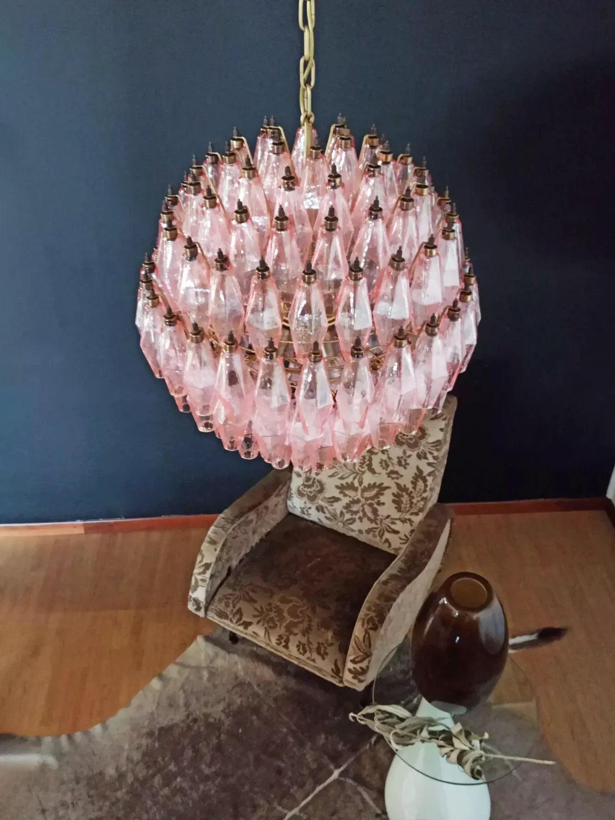 Spherical Murano Poliedri Pink Glass Chandelier material and finish detail