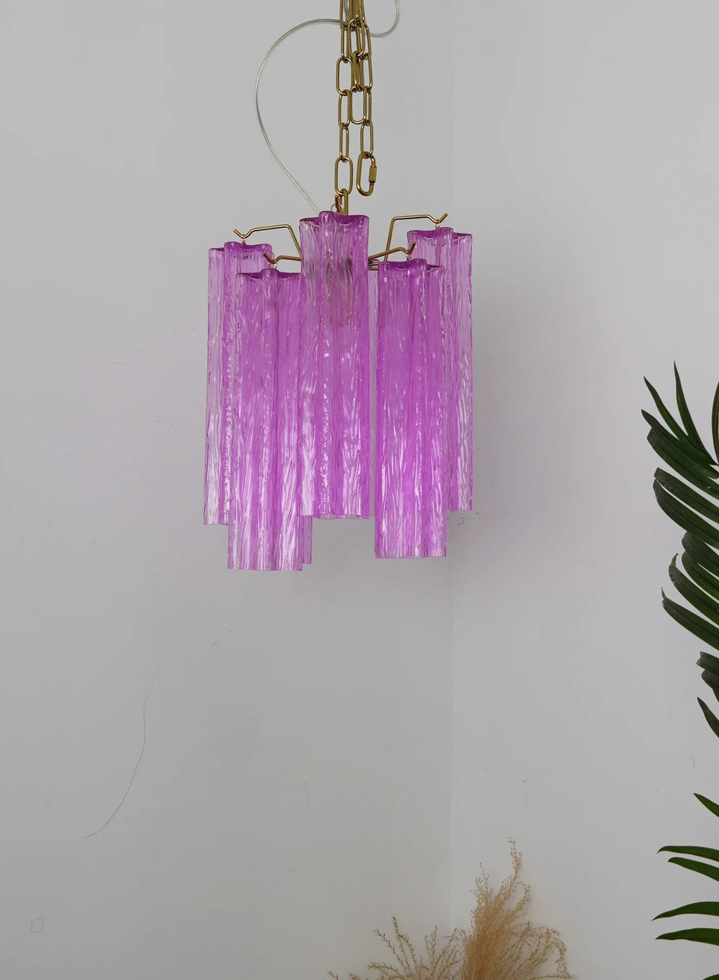 Vintage Amethyst Murano Glass Chandelier material and finish detail