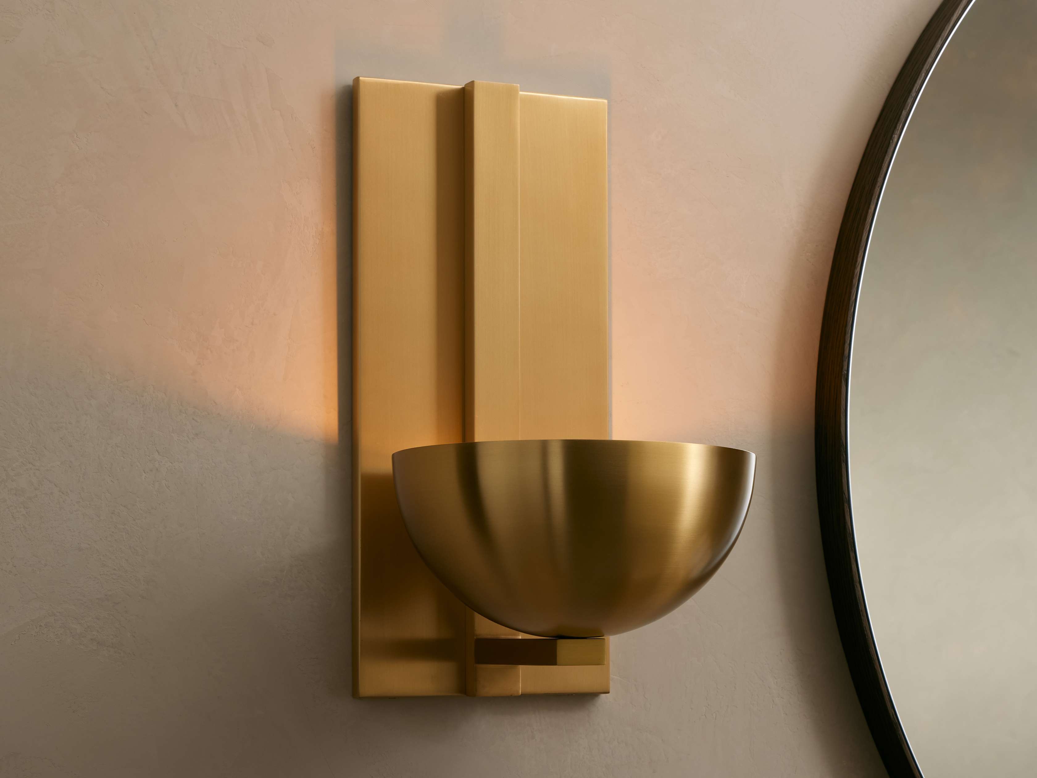 Belmira Sconce material and finish detail