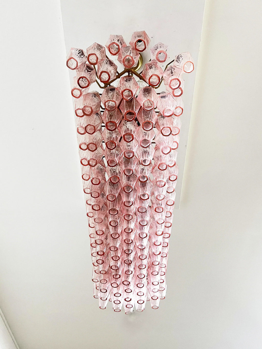 Elegant Pink Murano Poliedri Chandelier product image
